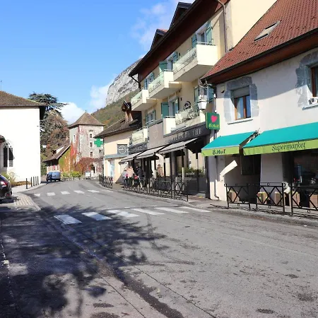 Confortable Avec Terrasse Et Wifi - Fr-1-432-32 Annecy