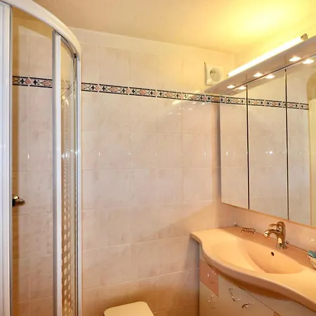 Confortable Avec Terrasse Et Wifi - Fr-1-432-32 Annecy