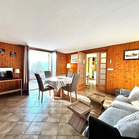 Apartment Confortable Avec Terrasse Et Wifi - Fr-1-432-32 *